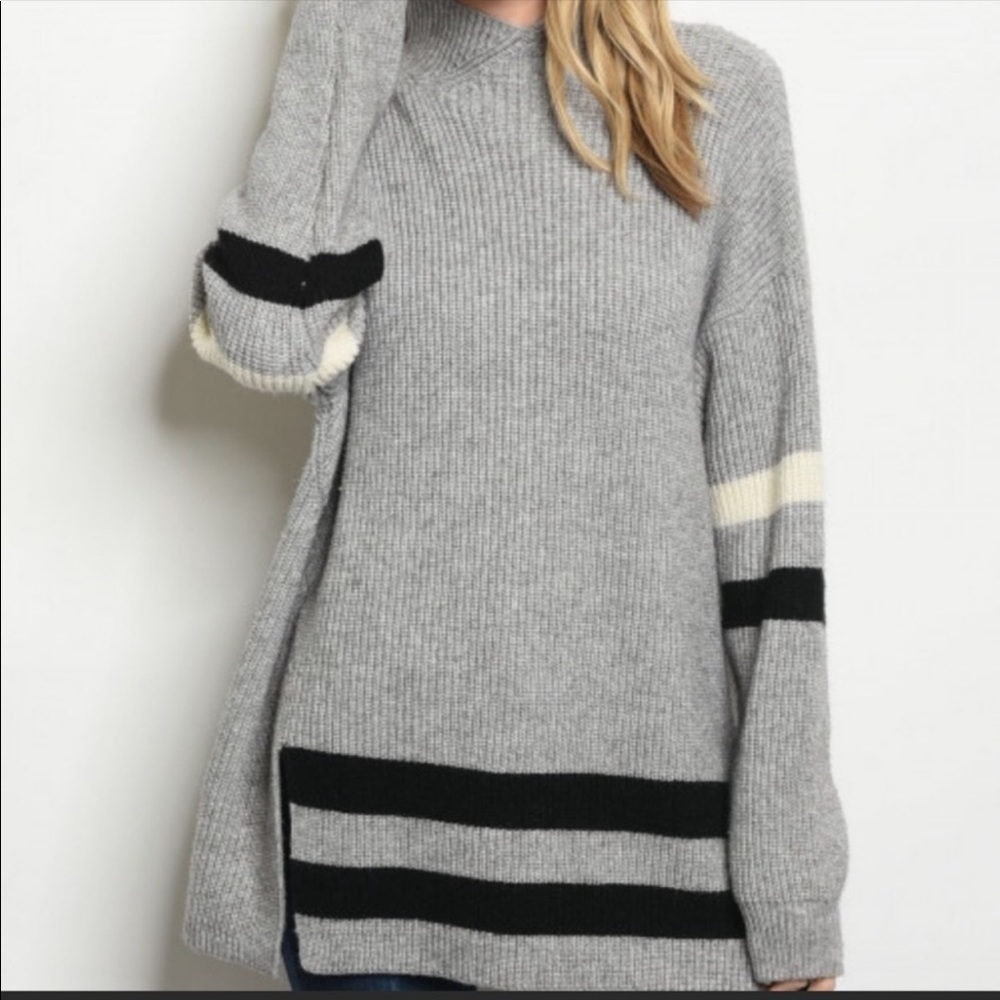 Cozy Oversized Tunic Sweater ❄️ - Picture 2 of 8